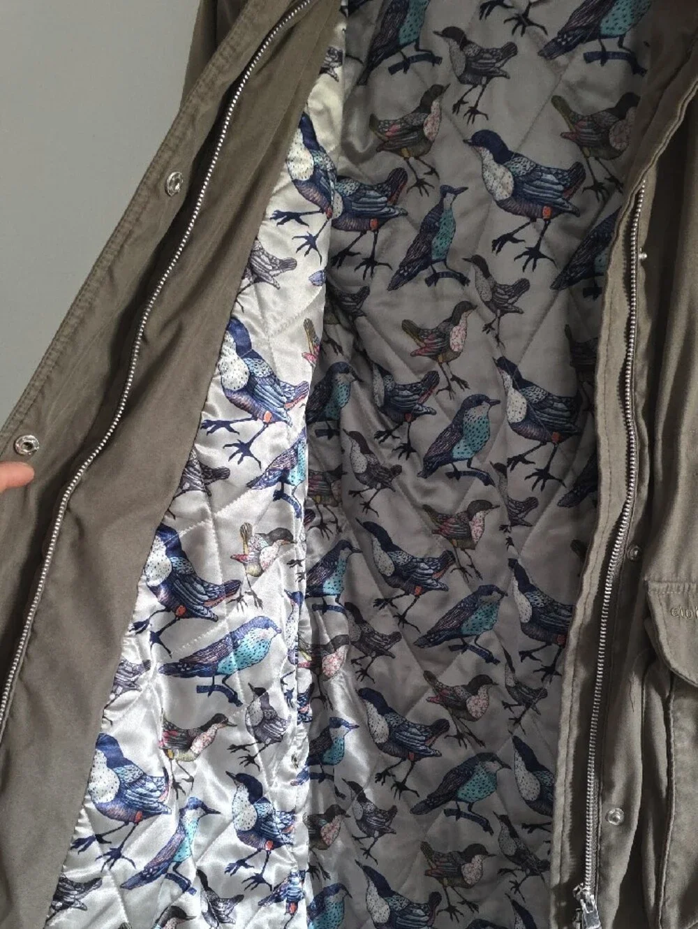 ELVINE Hooded Field Coat with Bird-Print Lining